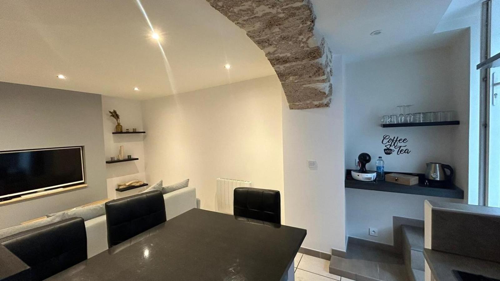 Appartement Paisible Entre Terre Et Mer 卡布里埃 外观 照片